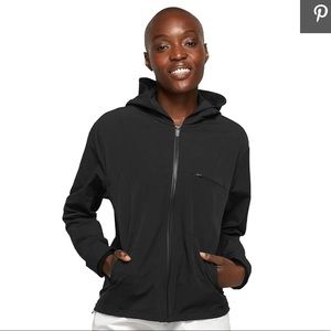 outdoor voices • trail jacket (black)